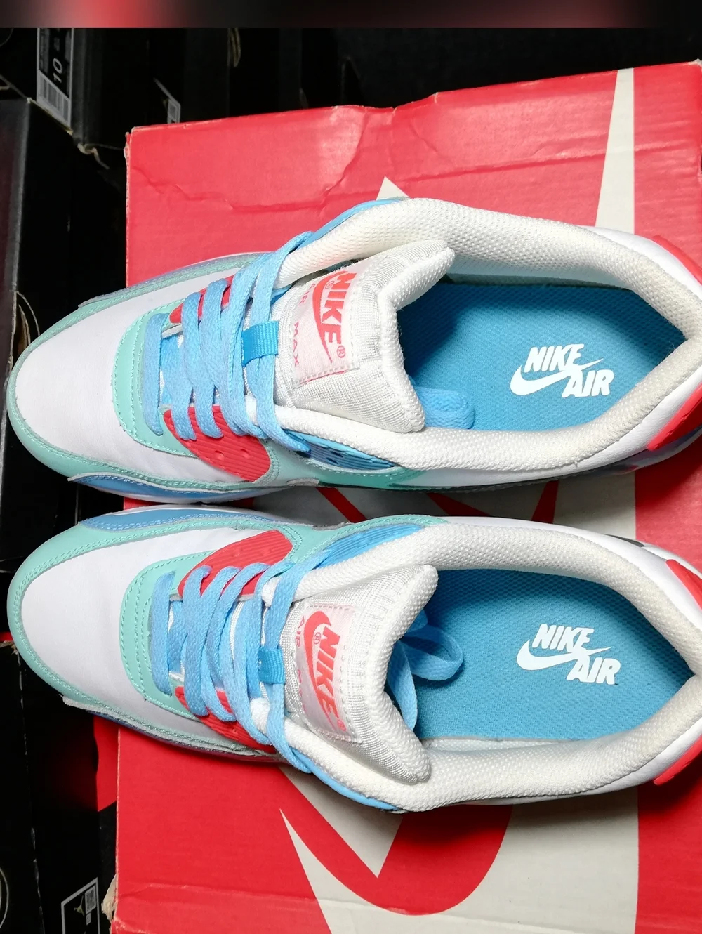 NIKE AIR MAX 90S PEEMIUM WOMEN US SIZE 8.5 BRAND NEW COME WITH BOX - Picture 3 of 13